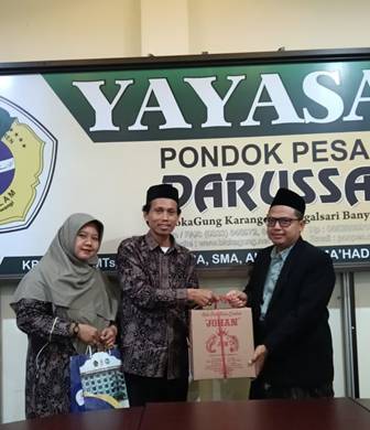 Benchmarking ke Pesantren Darussalam Blokagung